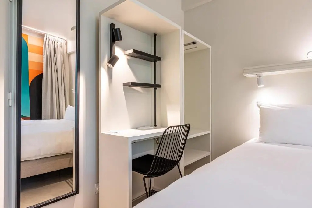 Double room (twin beds)