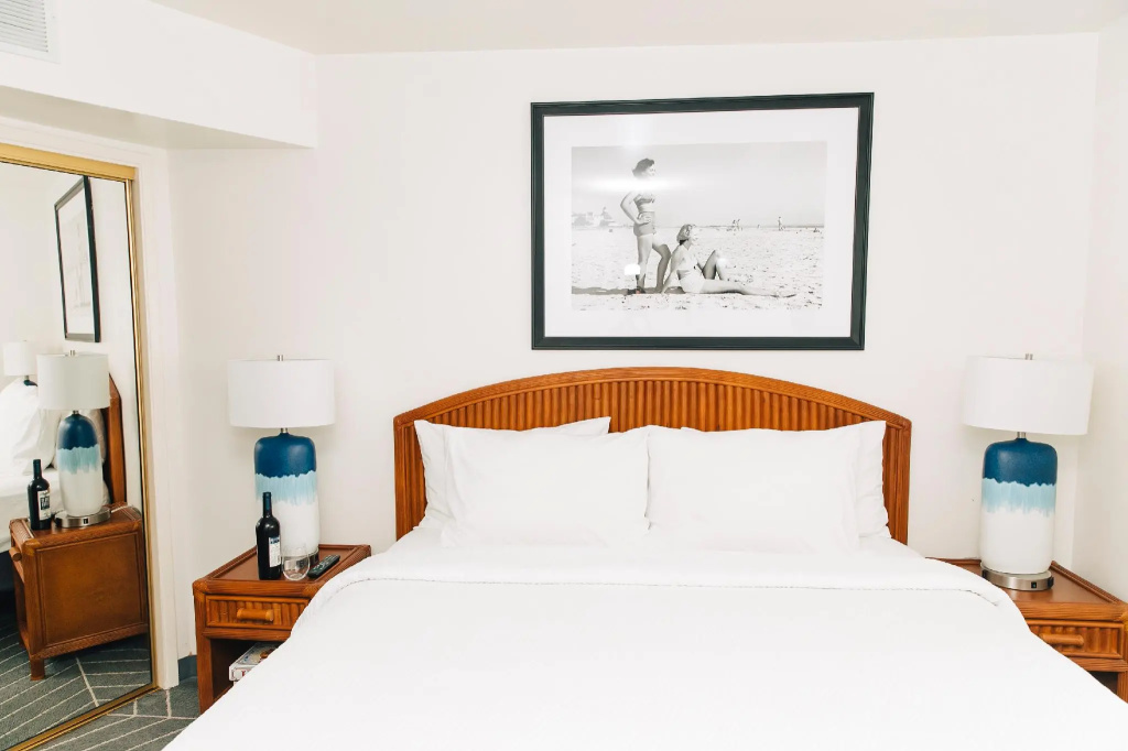 Double Suite (full double bed)