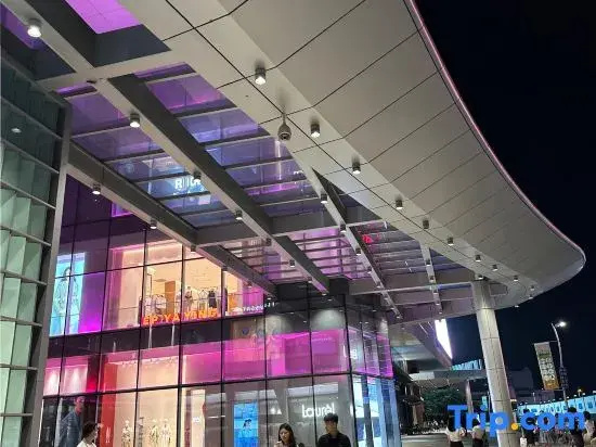 Qingdao Youshe Linhai Homestay (Golden Lion Plaza Branch)