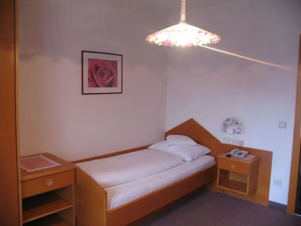 Standard Single room with balcony