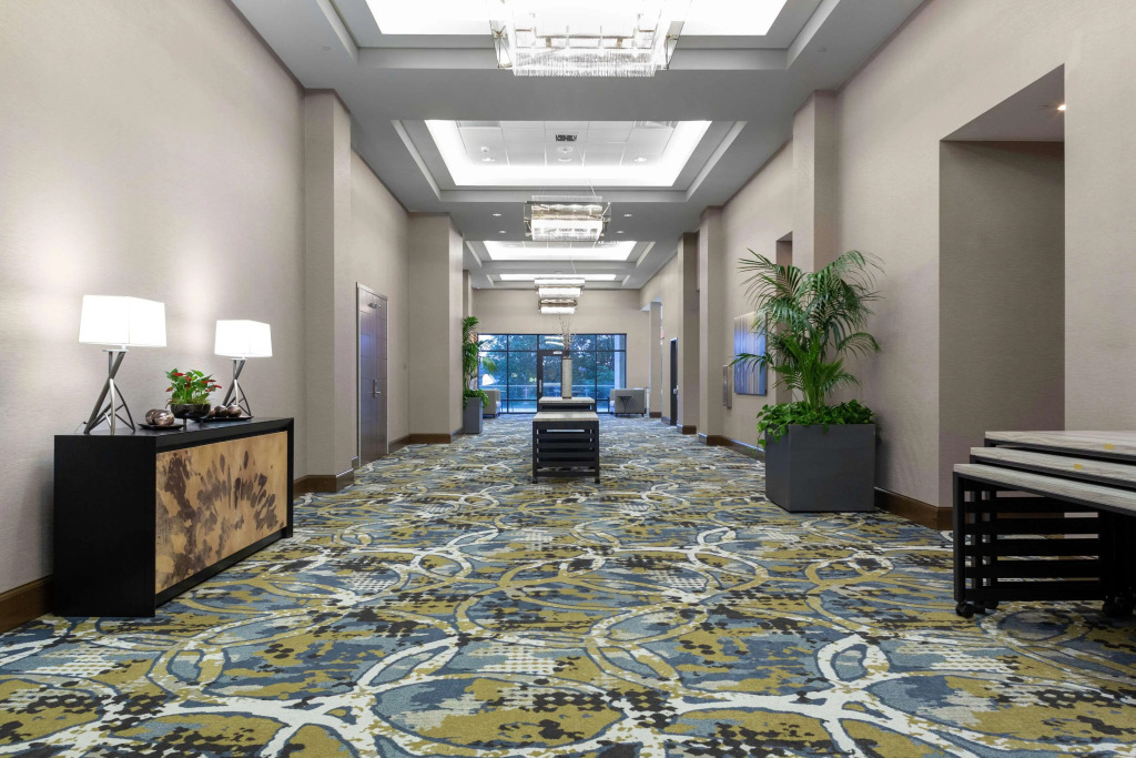 Embassy Suites by Hilton Grand Rapids Downtown,MI - фото 15