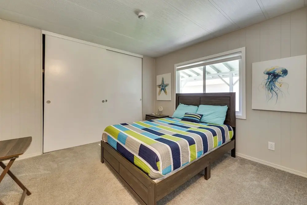 Colorado River Views: Waterfront Bullhead Home — фото 3