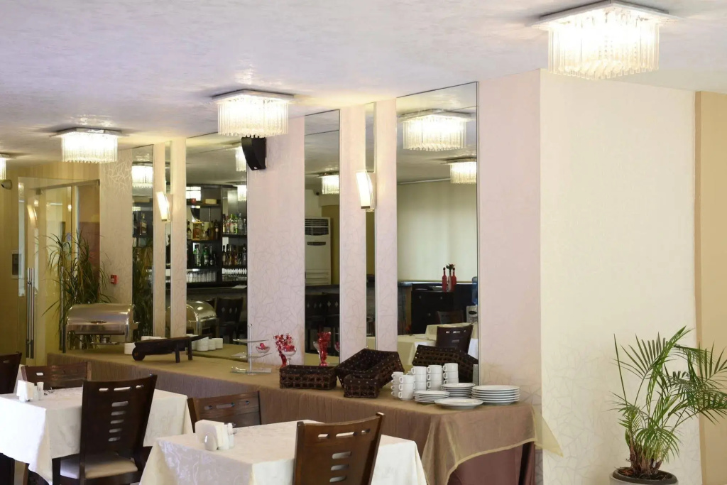 Al Murjan Palace Hotel - Général