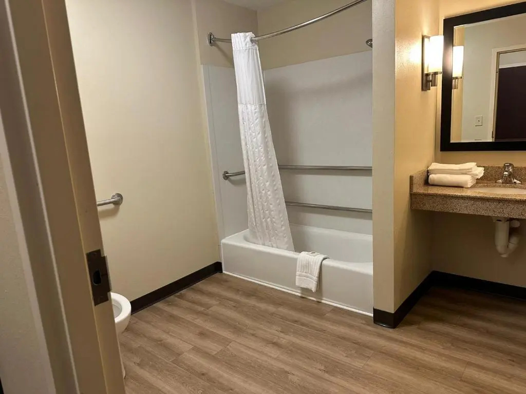 Comfort Suites Columbus East Broad - Chambres