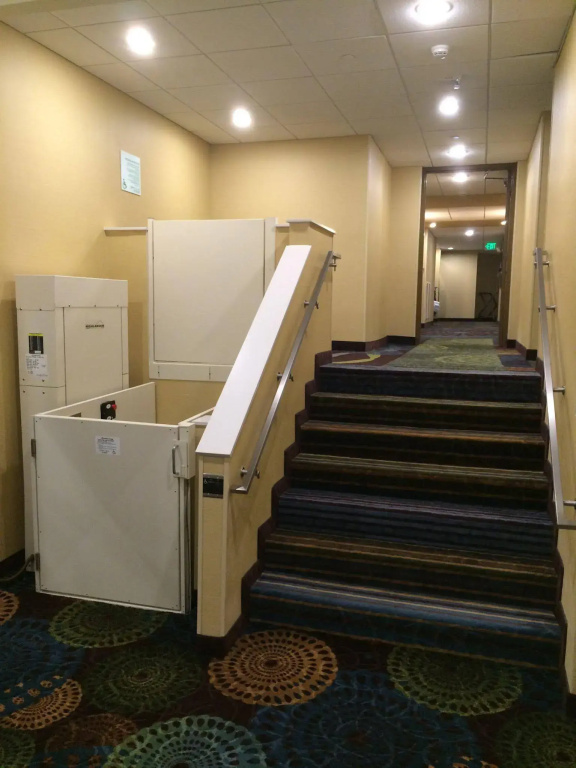 Holiday Inn Greensboro Coliseum by IHG - Général
