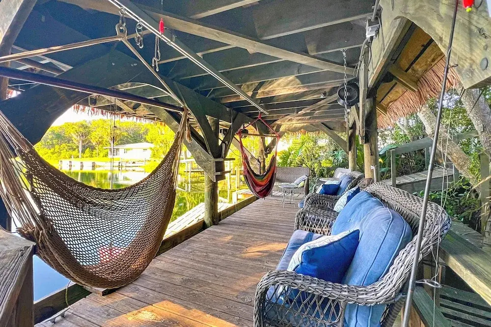 Dock & Kayaks: Riverfront Dunnellon Home!