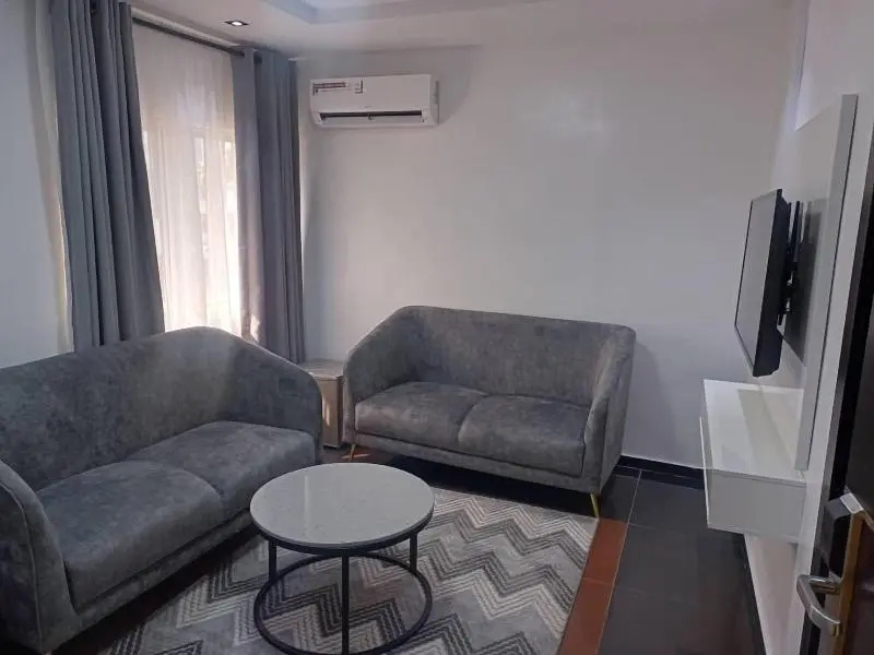 Hotel Thirty Five — 5