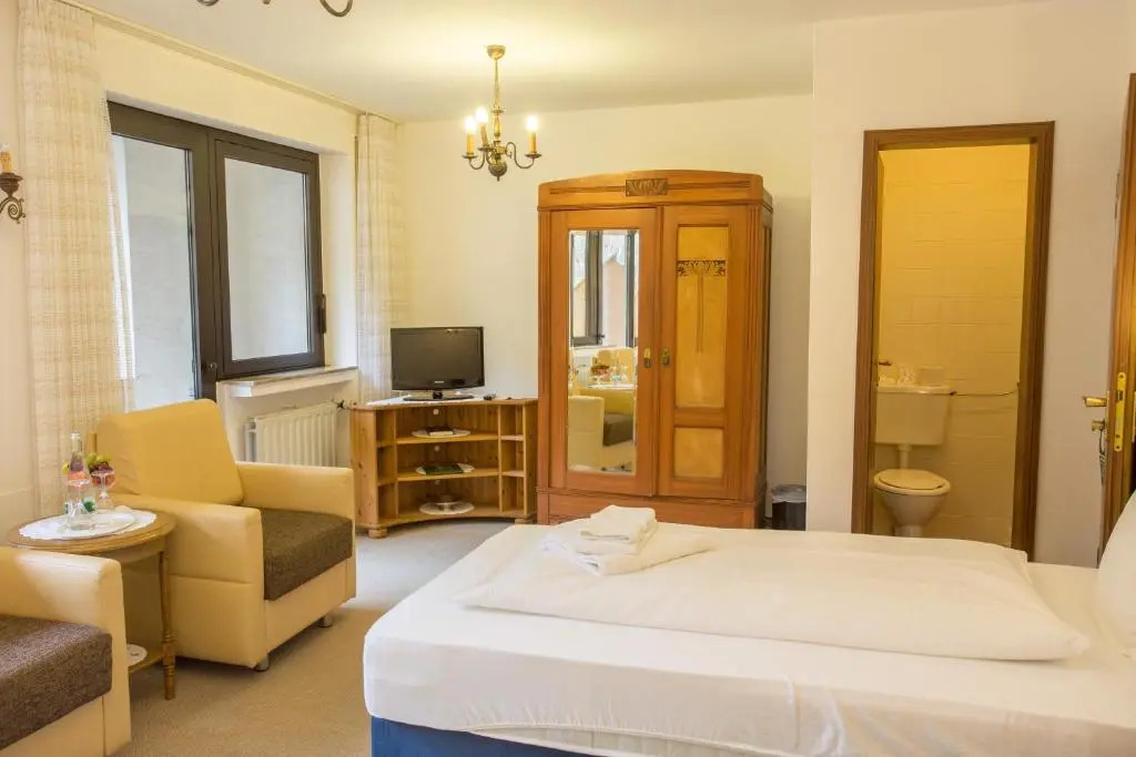 Hotel Hirsch - Chambres