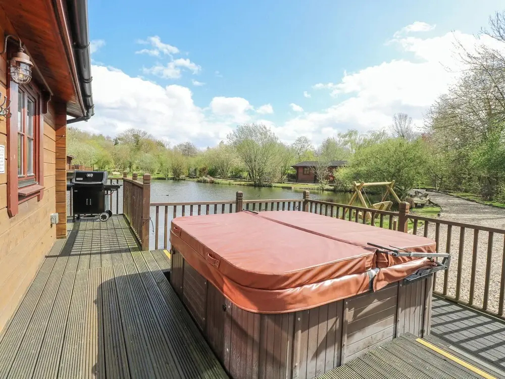 Woodpecker Lodge