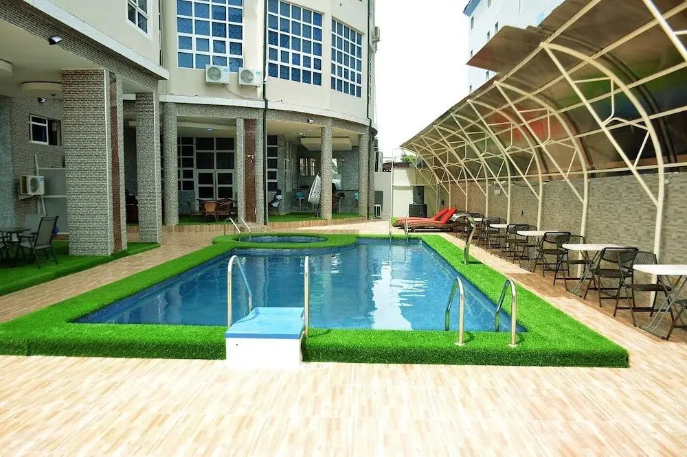 Vacation Villa Hotel and Suites