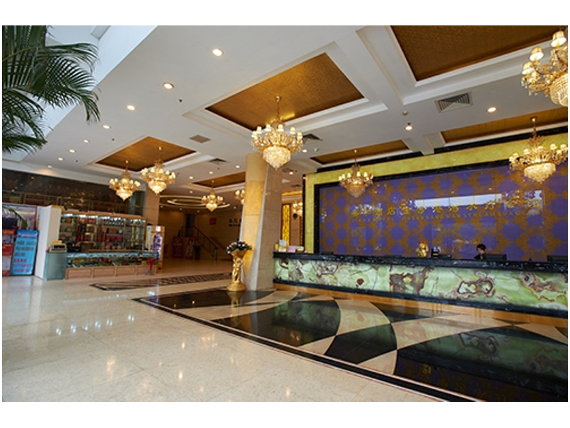 Lobby & Reception