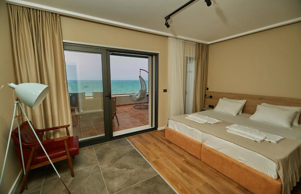 ETER Hotel — 5