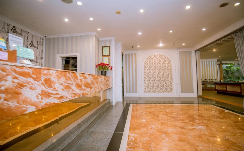 Hotel photo 1