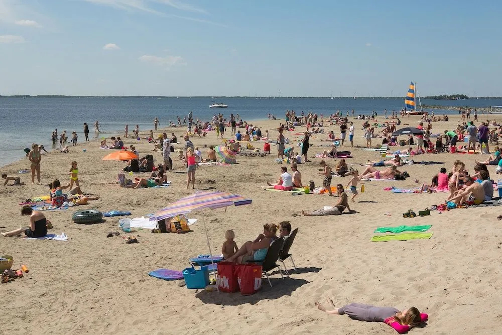 Beach & Waterfront