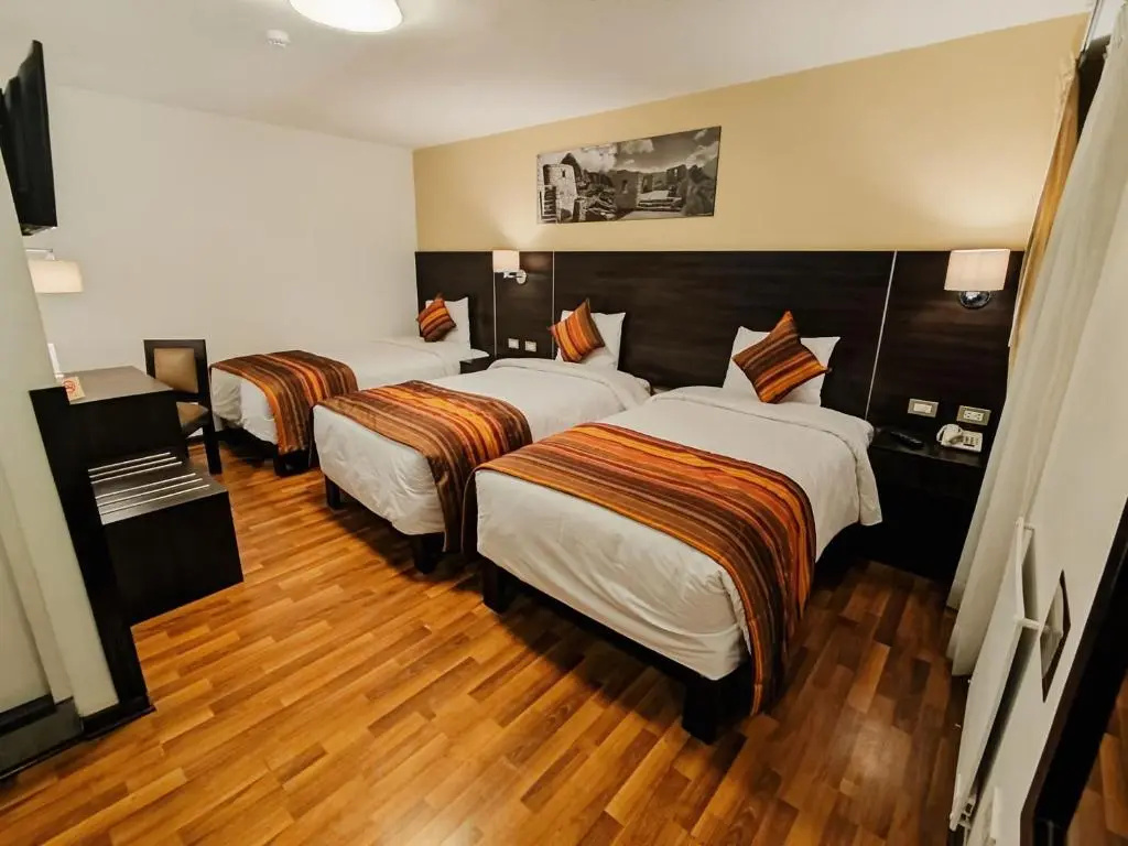 Standard Triple room