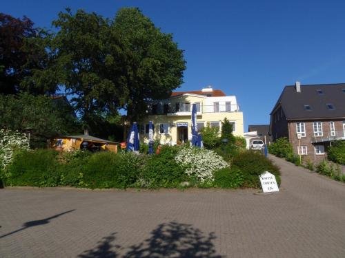 Hotel am Wasserschloss image