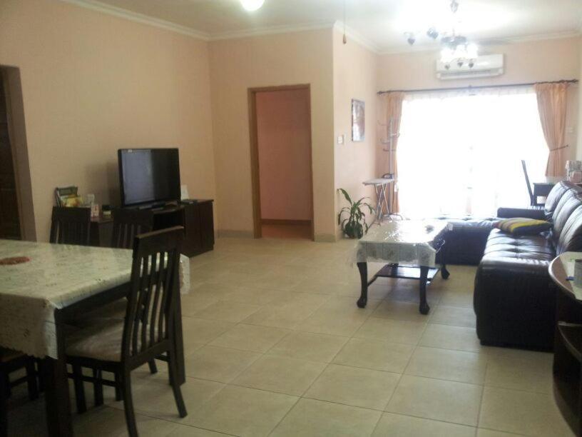 Marina Condominium Holiday Homestay