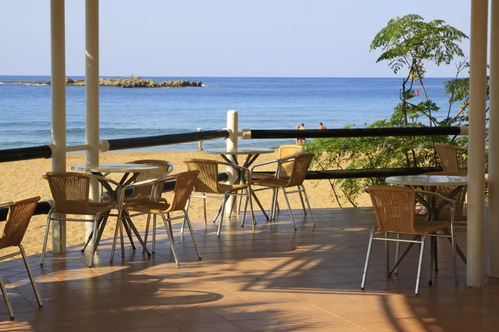 Beach & Waterfront