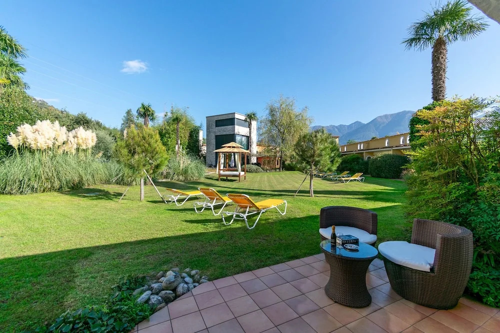 Standard Double room with balcony and with garden view (full double bed)