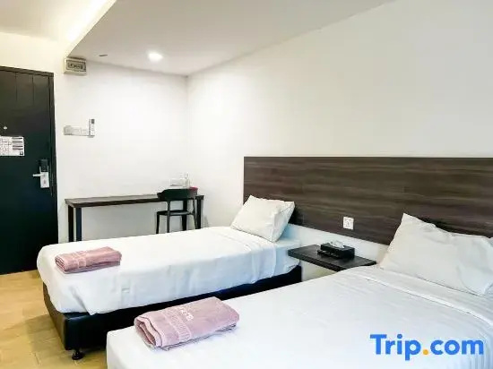Deluxe Double room (twin beds)