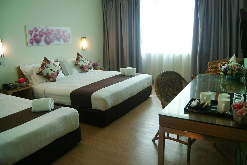 Tang Dynasty Park Hotel