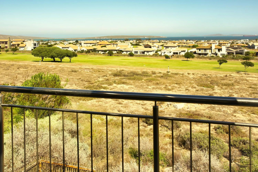 Bayview 8 Sleeper Langebaan