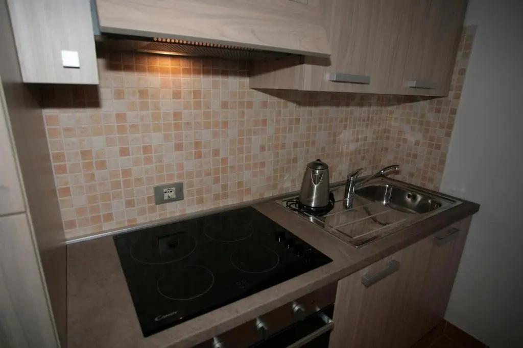 3 Bedrooms Apartment