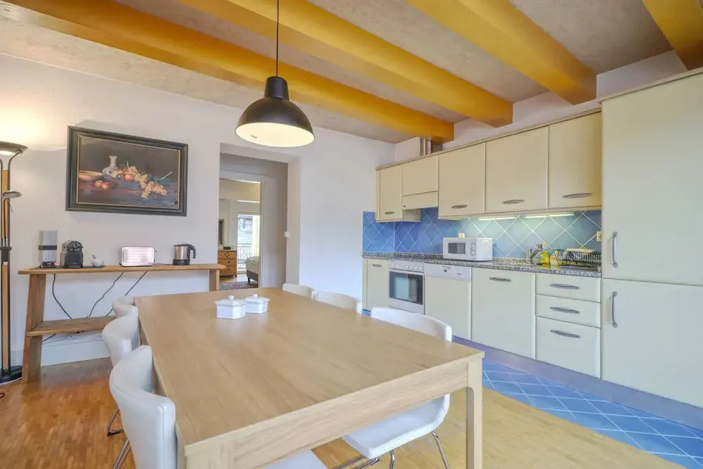 Cozy Penthouse in the old Town of Sion - фото 14