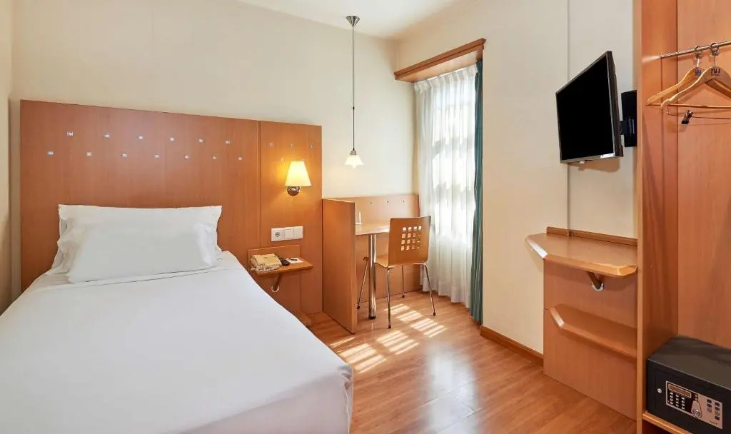 Hotel NH Valencia Las Ciencias - Chambres