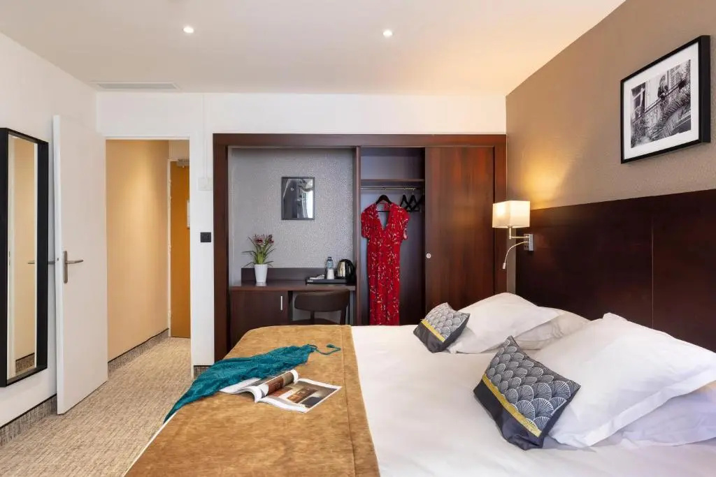 Hôtel Locarno Nice - Chambres
