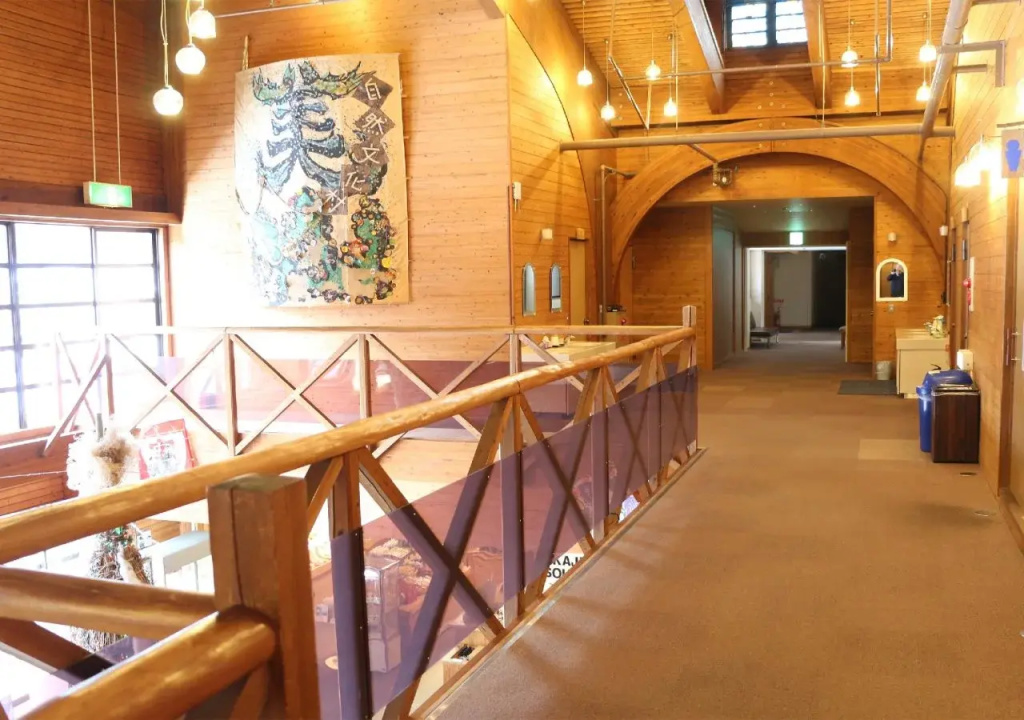 gallery_image_hidden_5