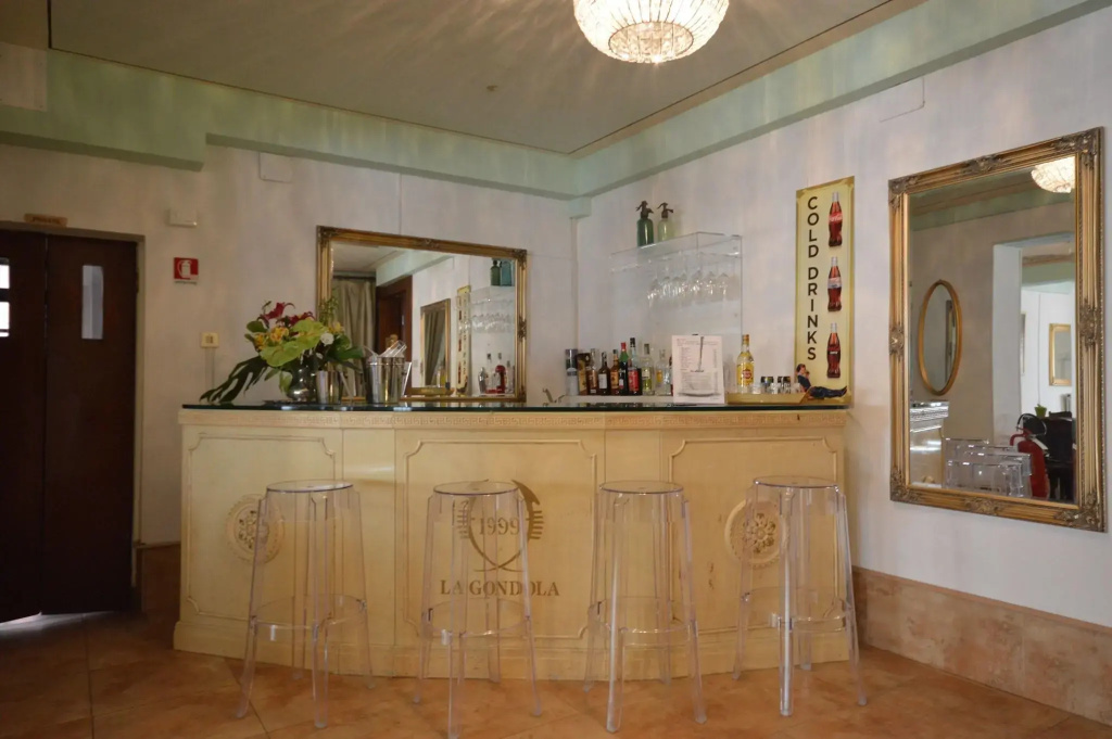 Hotel photo 20