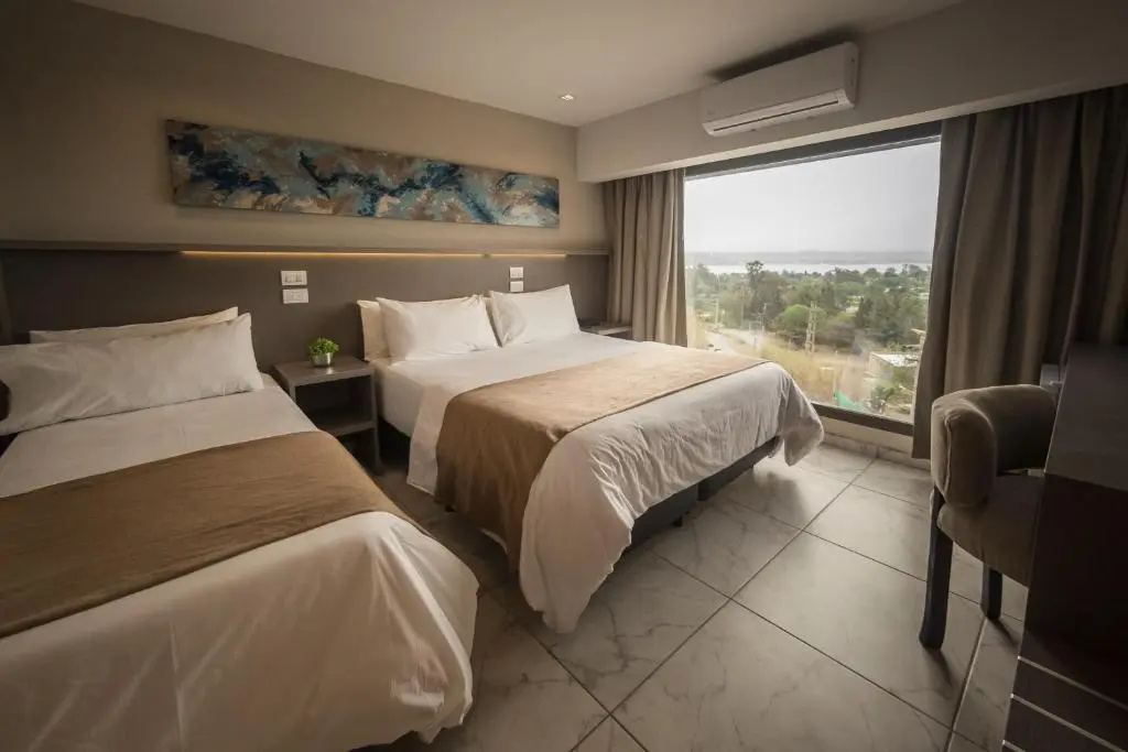 Standard Triple room with view
