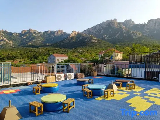 Yunshang Four Seasons Homestay (Laoshan Yangkou Beach Store)