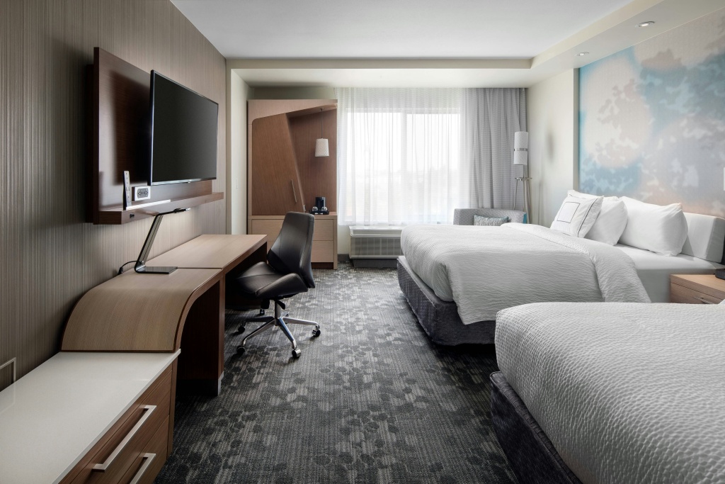 Courtyard by Marriott Pullman — 5
