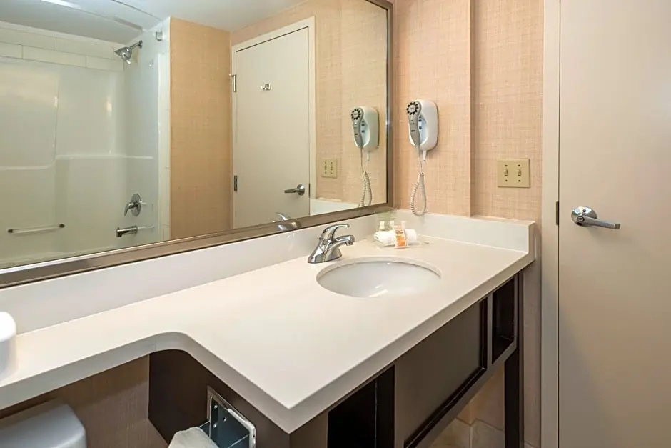 Holiday Inn Conference Center Edmonton South by IHG - Chambres
