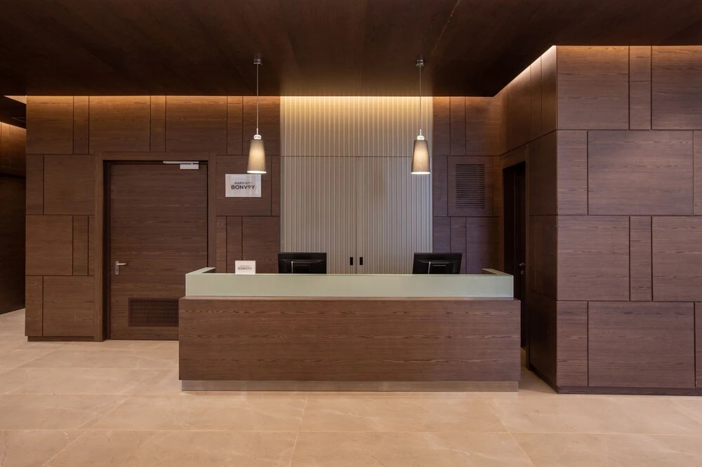 Lobby & Reception
