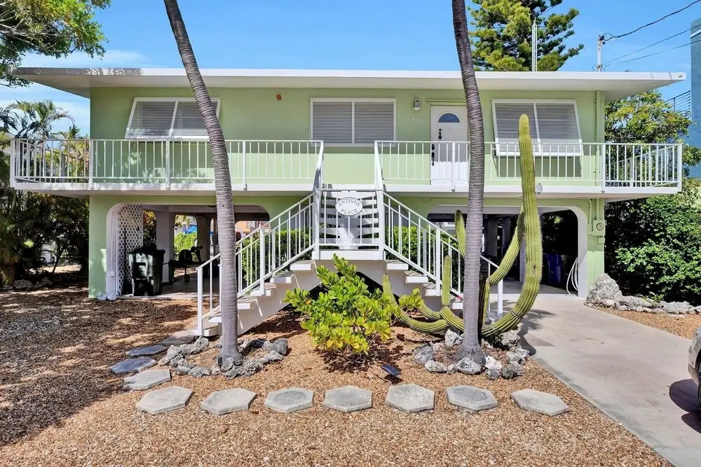 Delightful Vacation Home Located In The Popular Islamorada Neighborhood Of Port Antigua. 3 Bedroom Home by RedAwning