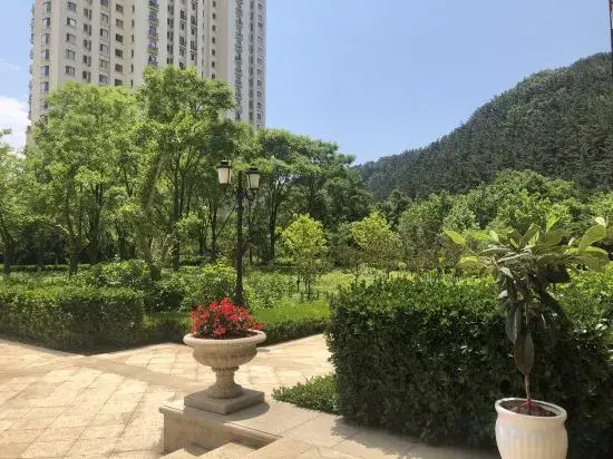 Dalian Oudian Homestay