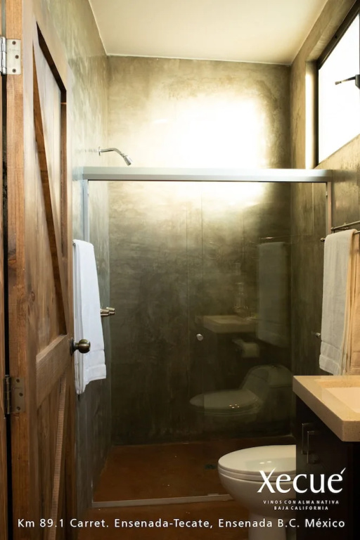 Comfort room