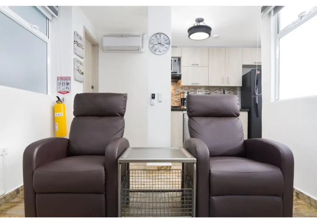 2 Bedrooms Apartment