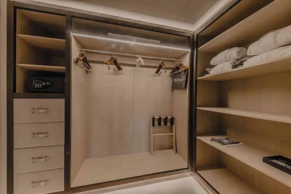 Suite with balcony