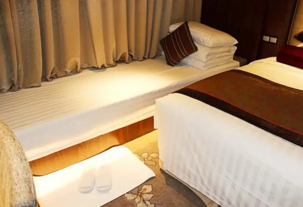 Jitang Kaiyuan New Century Hotel - фото 6