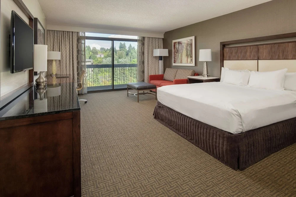 Standard Double room with balcony (full double bed)