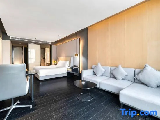 Standard Double room with view (full double bed)