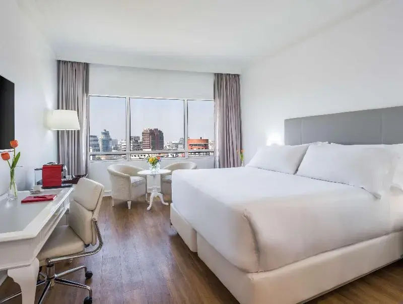 NH Collection Plaza Santiago - Chambres