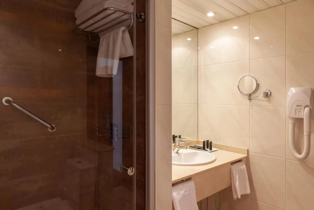 Hotel Hoyuela - Chambres
