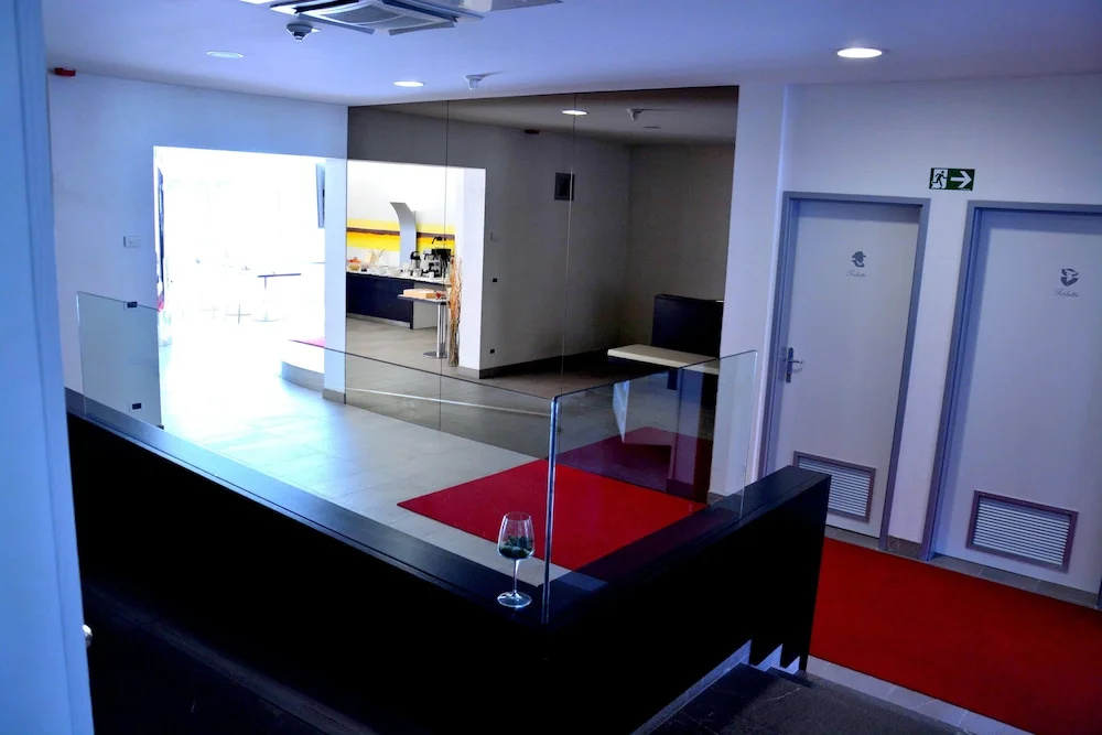 Suite Hotel Klass - Général
