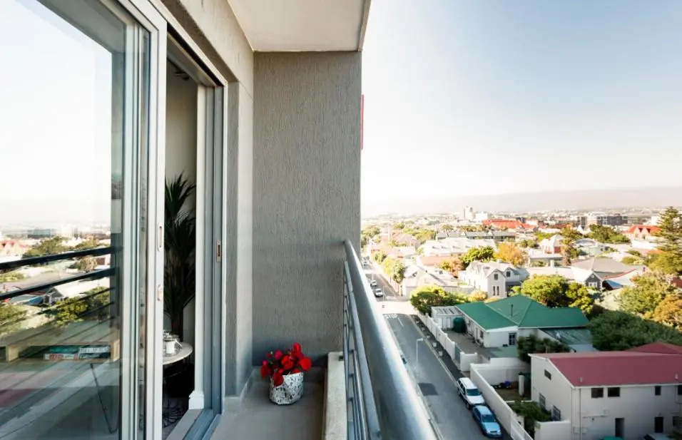 The Paragon Explore Cape Town from a Stylish Home