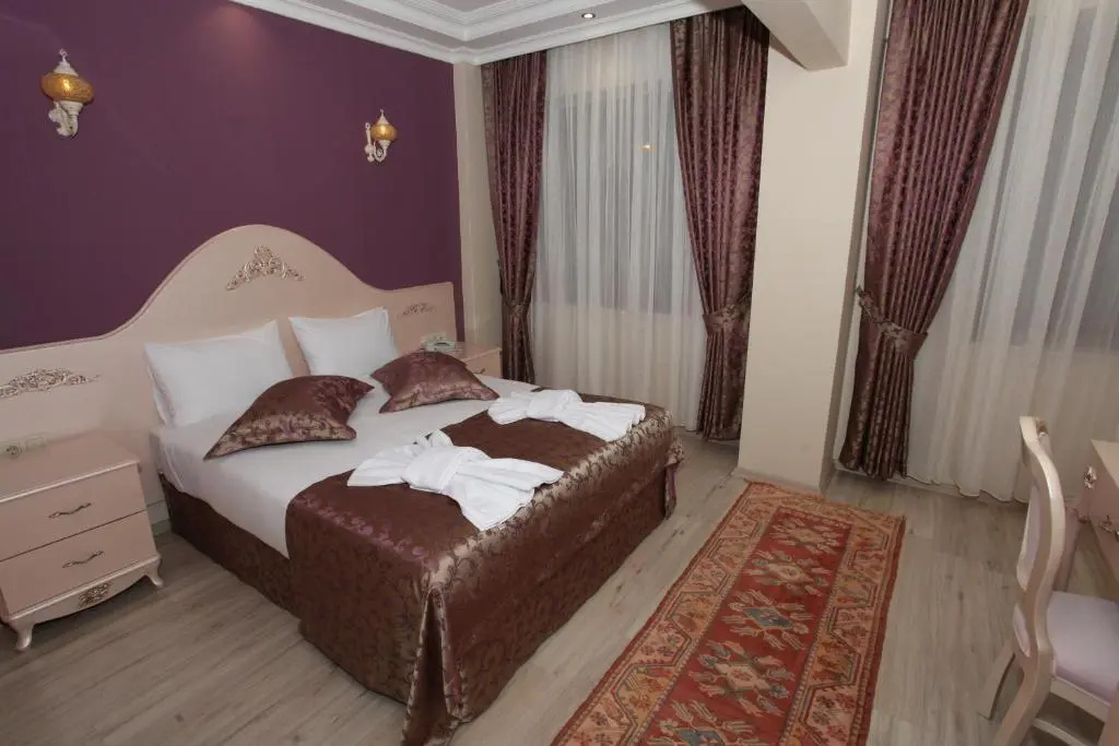 Standard Double room (full double bed)